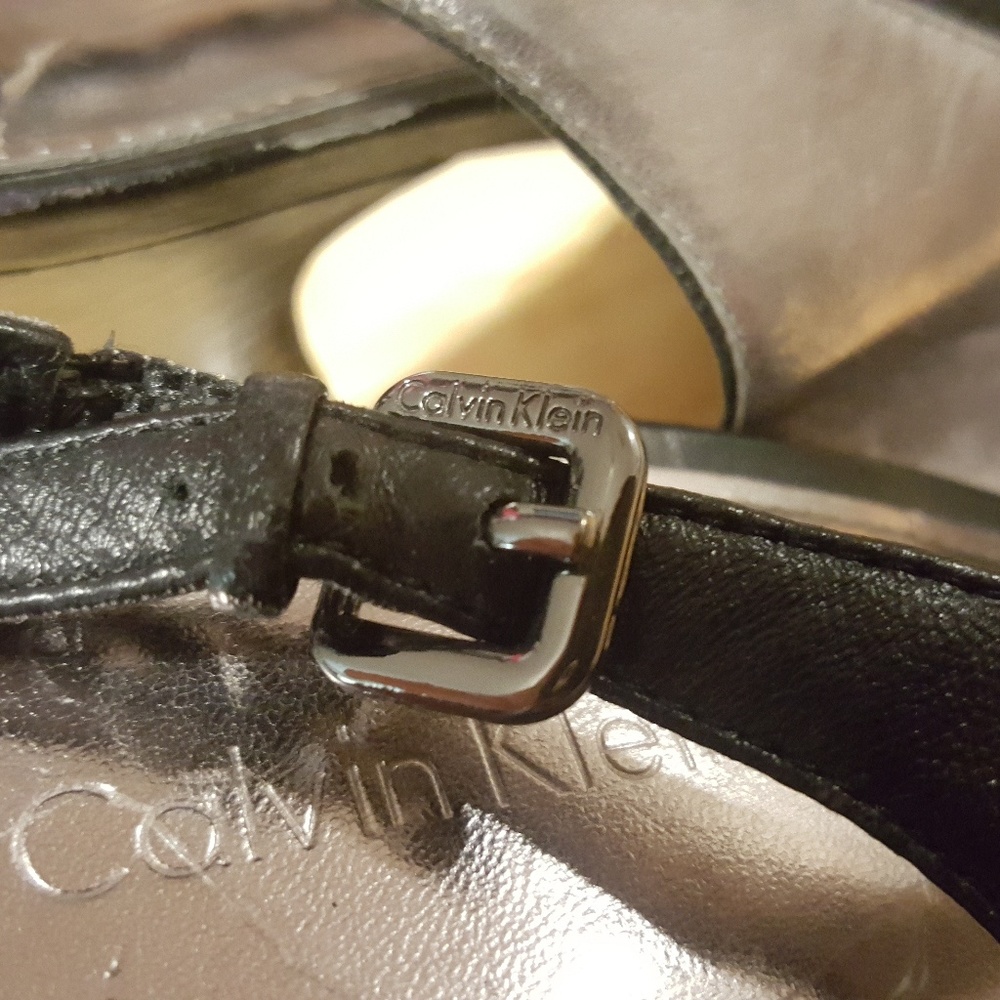 CALVIN KLEIN black leather peeptoe slingback heels